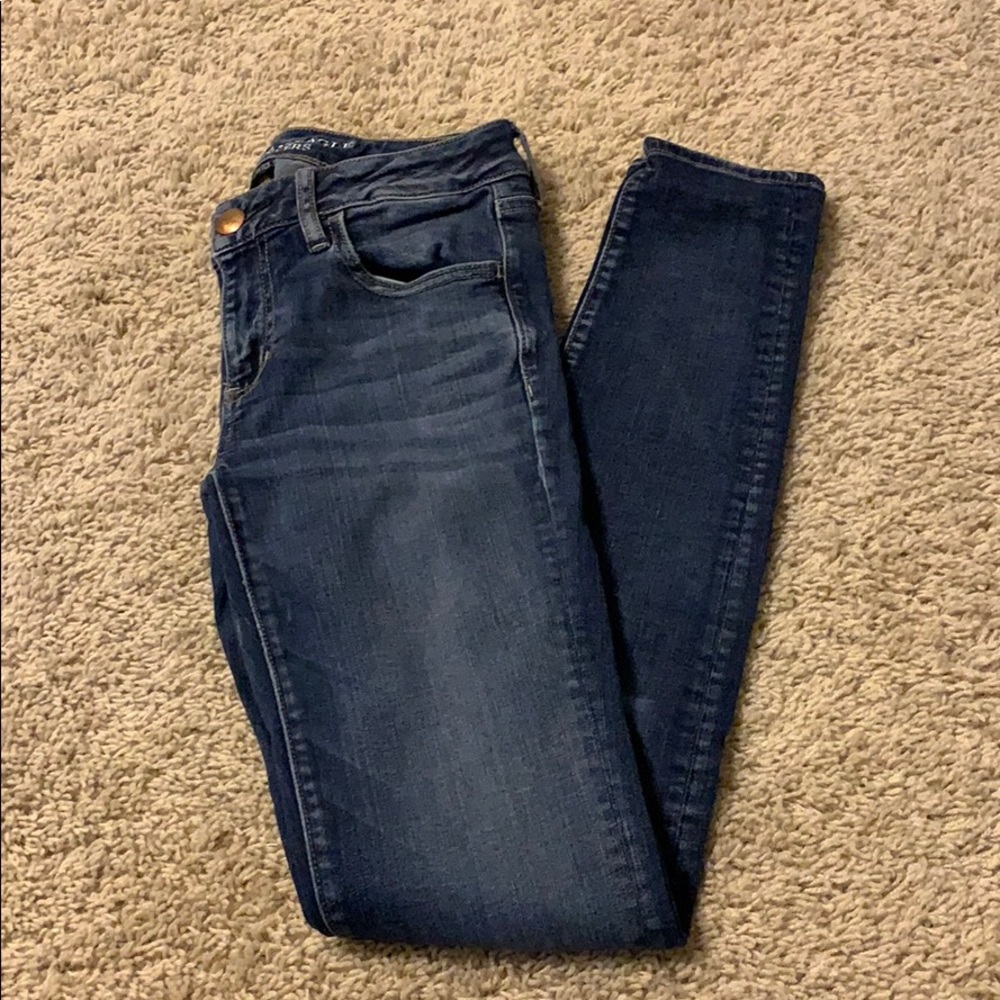 AEO low rise jeggings. Size 8 xlong